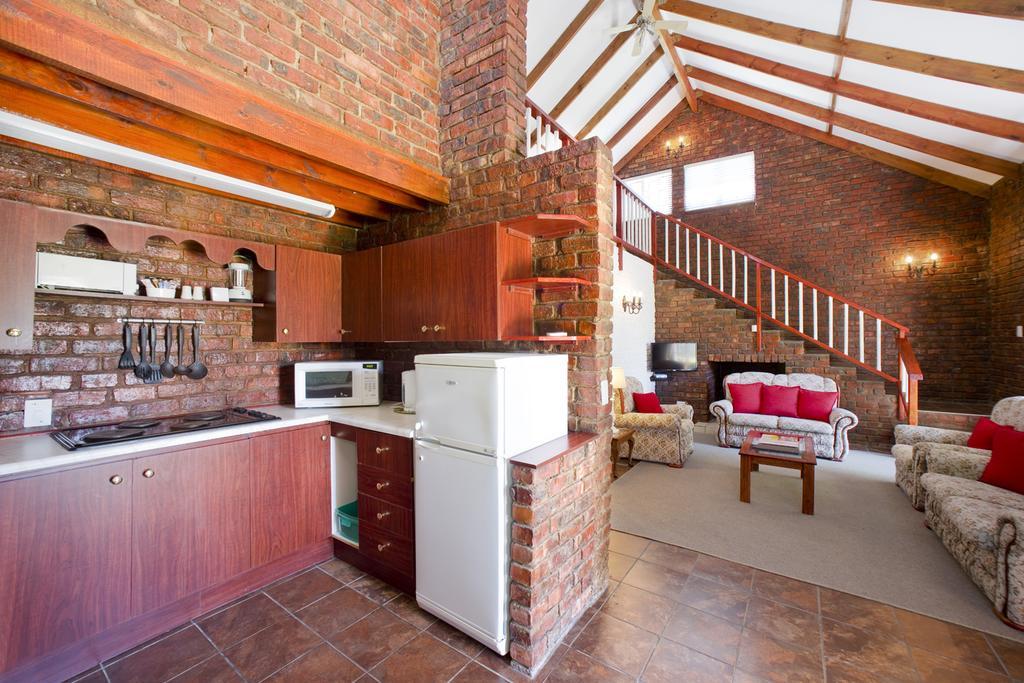 Swallows Nest Country Cottages ストームス・リバー エクステリア 写真