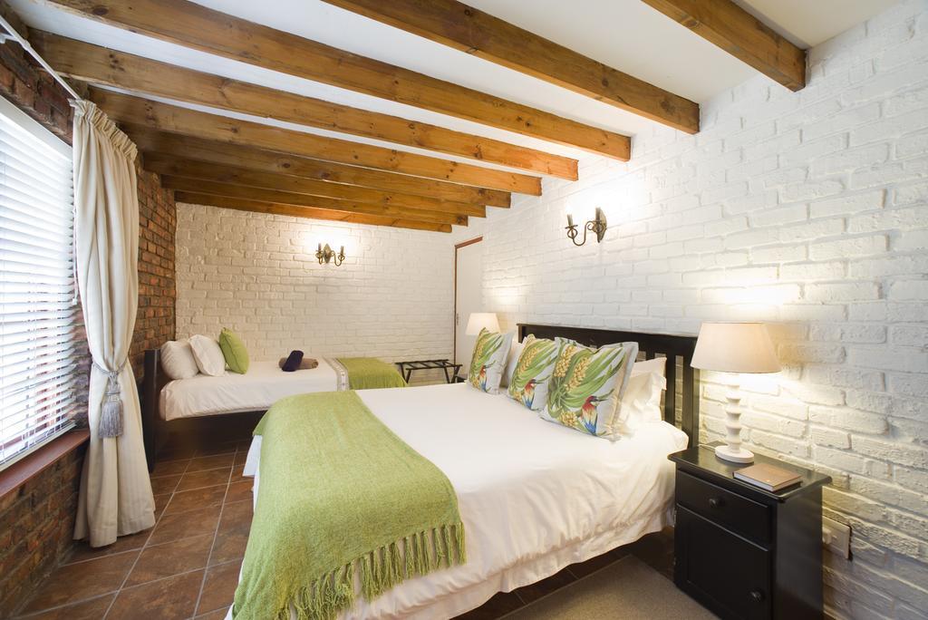 Swallows Nest Country Cottages ストームス・リバー エクステリア 写真