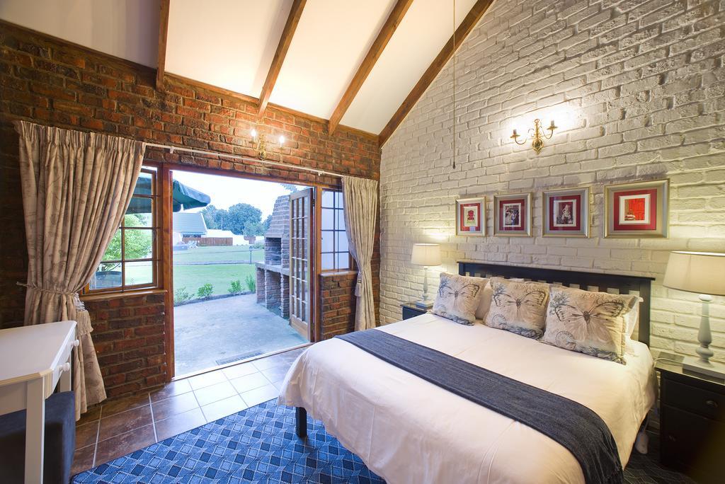 Swallows Nest Country Cottages ストームス・リバー エクステリア 写真