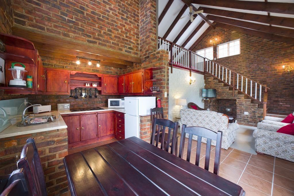 Swallows Nest Country Cottages ストームス・リバー 部屋 写真