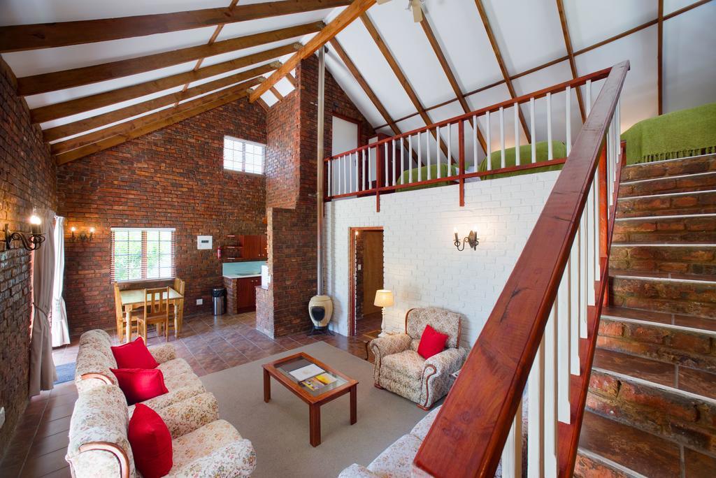 Swallows Nest Country Cottages ストームス・リバー エクステリア 写真