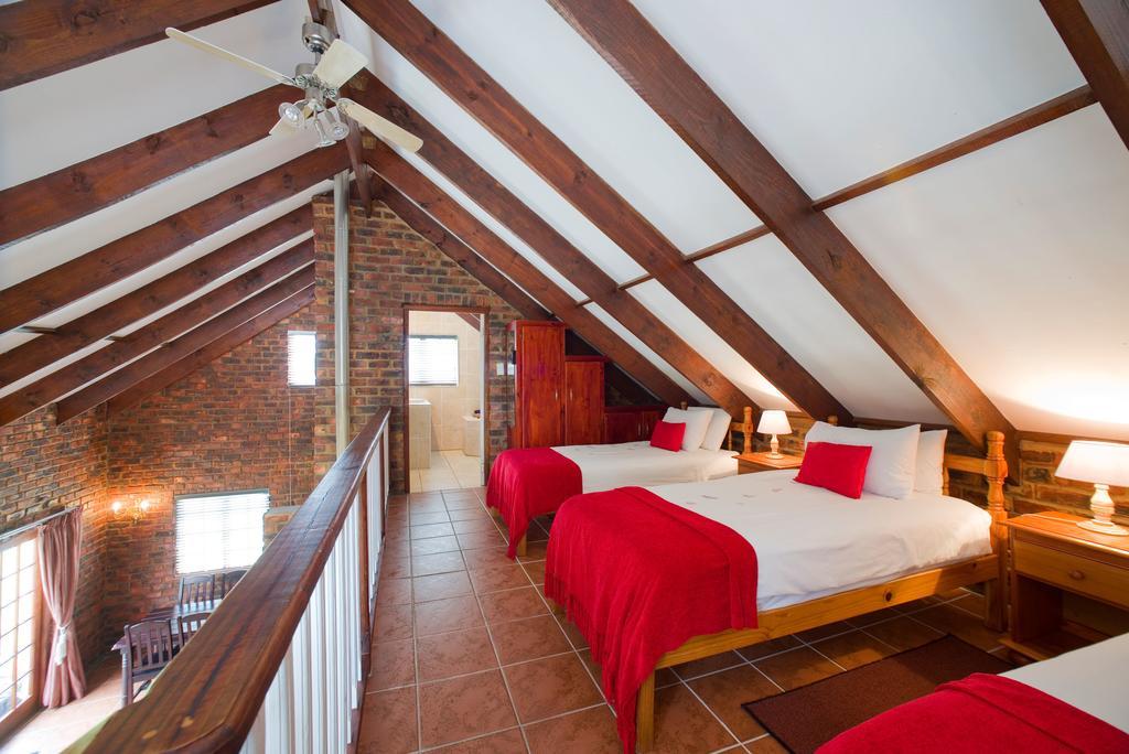 Swallows Nest Country Cottages ストームス・リバー エクステリア 写真